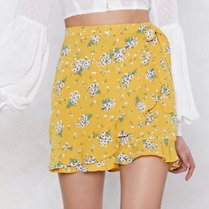Bud Out a yellow Floral Skirt
